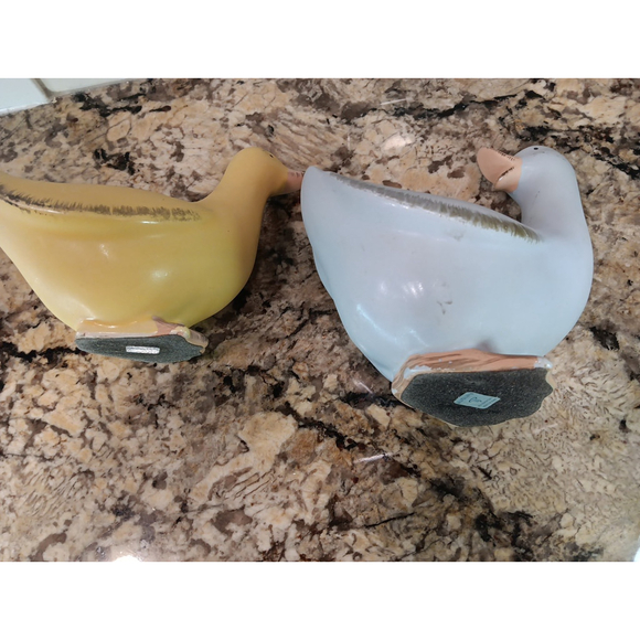 Vintage PartyLite Blue and Yellow Ducks (2) Ceramic Tea Light Holders - Picture 15 of 16